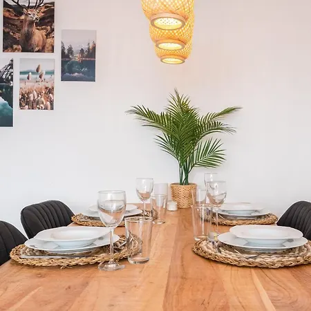 公寓 Moderne 2-zimmer-wohnung Mit Atemberaubender Skyline Aussicht Auf Frankfurt L Parkplatz L Netflix L Kueche 施泰恩巴赫陶努斯