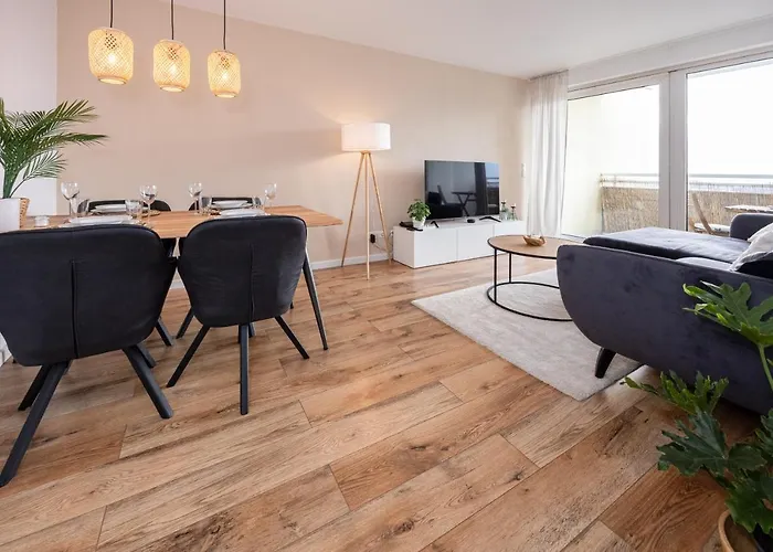 Moderne 2-zimmer-wohnung Mit Atemberaubender Skyline Aussicht Auf Frankfurt! *