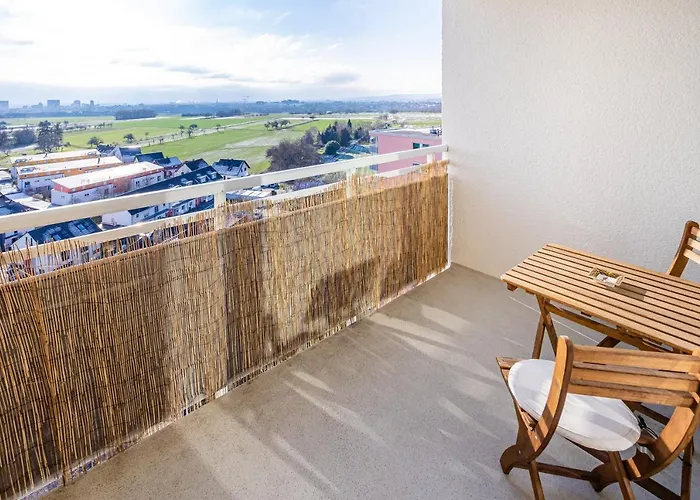 Moderne 2-zimmer-wohnung Mit Atemberaubender Skyline Aussicht Auf Frankfurt! شقة شتاينباخ أم تاونوس